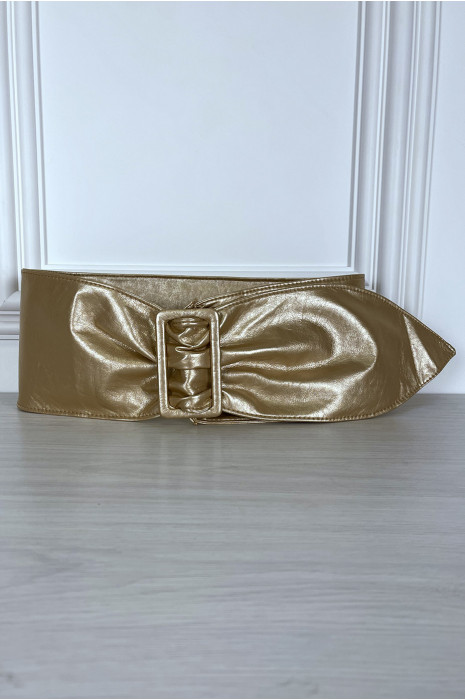 Ceinture dorée en similicuir avec boucle rectangle