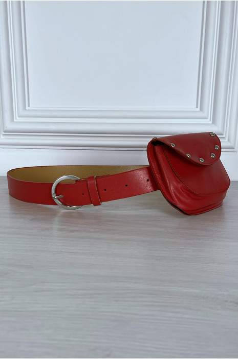 Ceinture rouge à pochette à clous sur le côté
