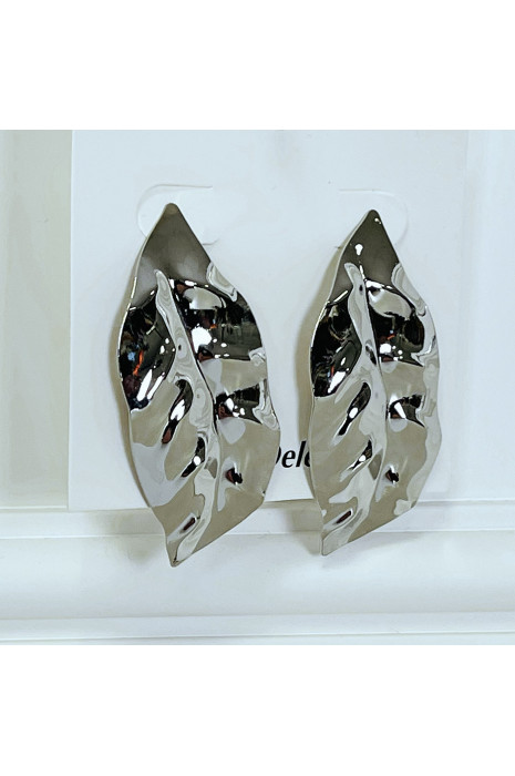 Boucles d'oreilles argentées à motif de feuilles - 3