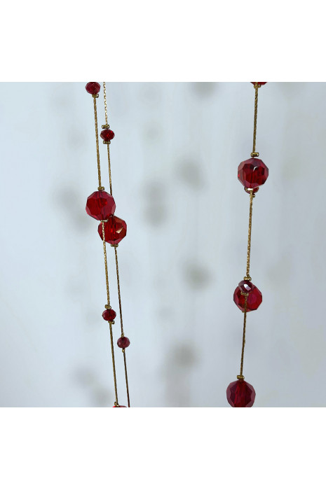 Collier sautoir doré avec pierres transparentes brillantes rouges