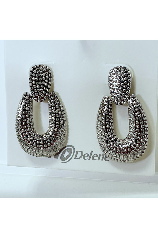 SiSZer earrings with embossed beads - 1