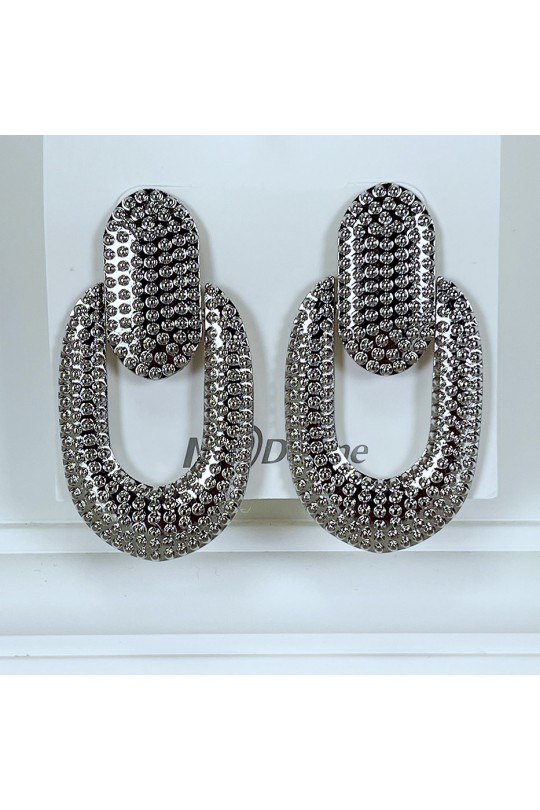 Silver and elegant embossed earrings - 1