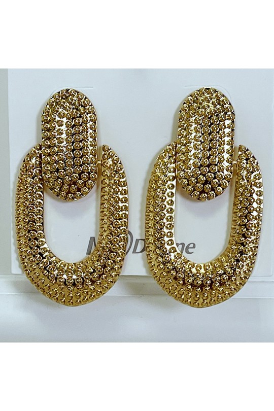 Gold and elegant embossed earrings - 1