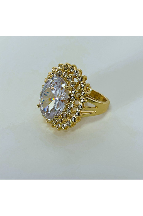 Bague princesse dorée avec pierres