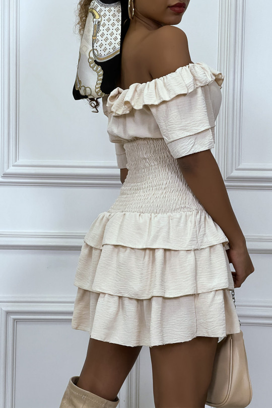 Short beige dress with ruffle and gathered at the waist - 7