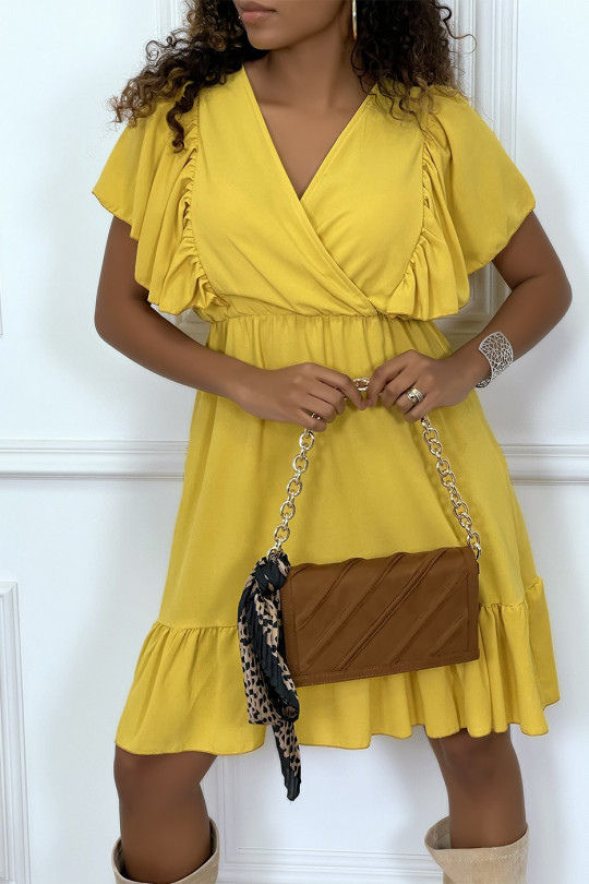 Little yellow flowing dress with V-neck and ruffled shoulders - 1