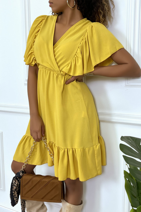 Little yellow flowing dress with V-neck and ruffled shoulders - 6