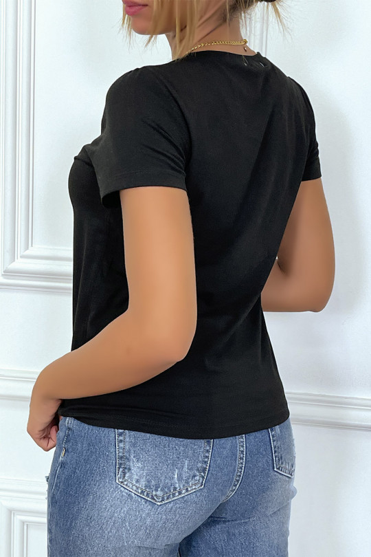 Black t-shirt embroider with illustration - 4