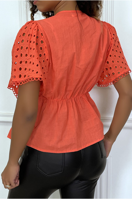 Blouse corail brodée et cintrée à la taille - 3