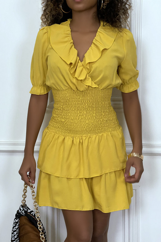 Gele cross-over jurk met hanger buste met elastische taille en ruche - 2
