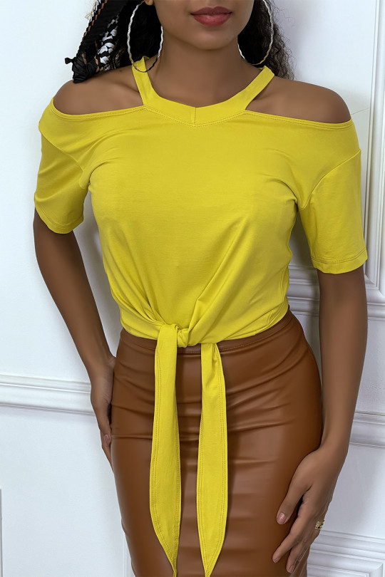 Yellow off-the-shoulder t-shirt with bow at the front - 1