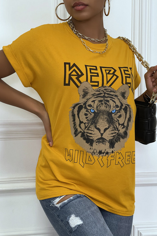 Losse mosterd t-shirt met REBEL tekst en leeuwenkop - 3