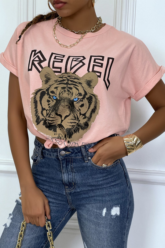 Losvallend roze T-shirt met REBEL-tekst en leeuwenkop - 6