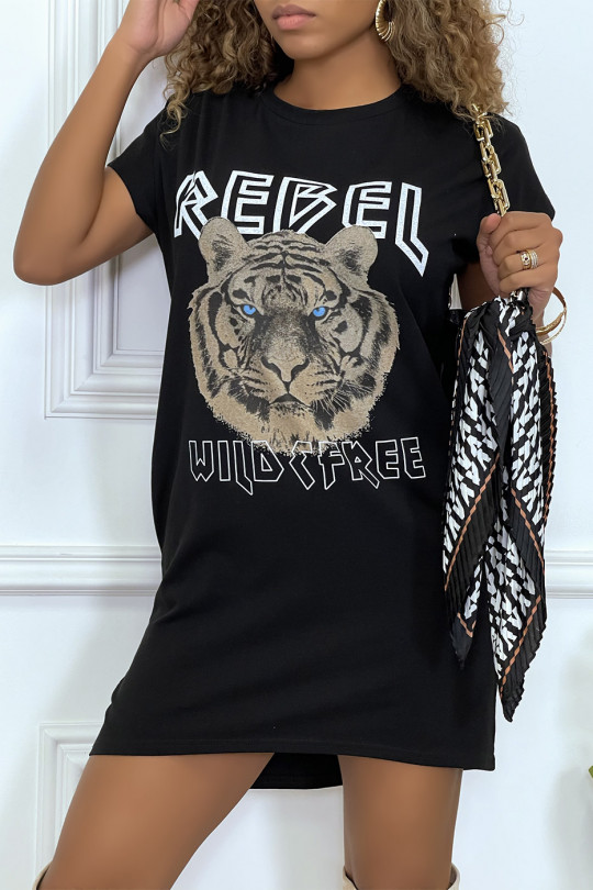 Robe t-shirt noir avec poches et écriture REBEL avec dessin de lion - 3