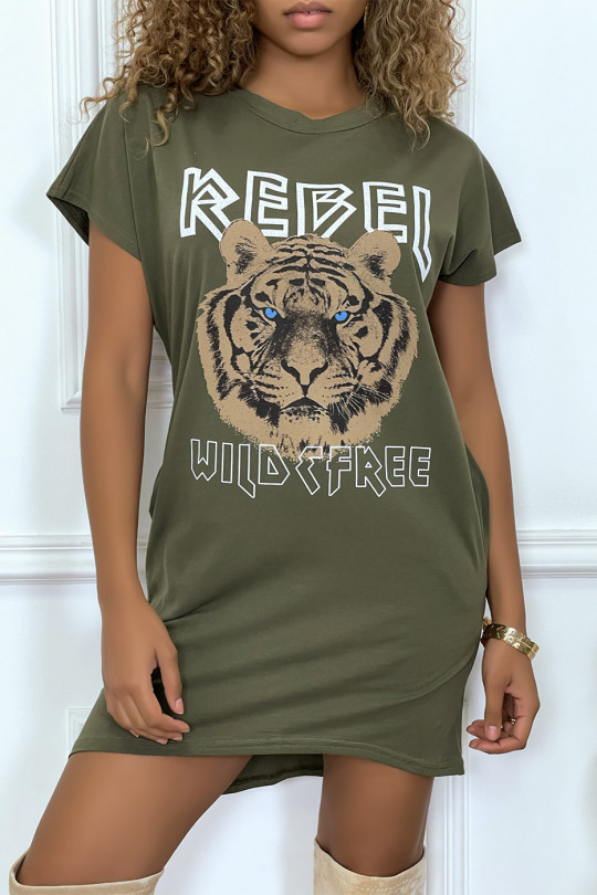 Khaki t-shirt dress with pockets and REBEL writing with lion design - 3
