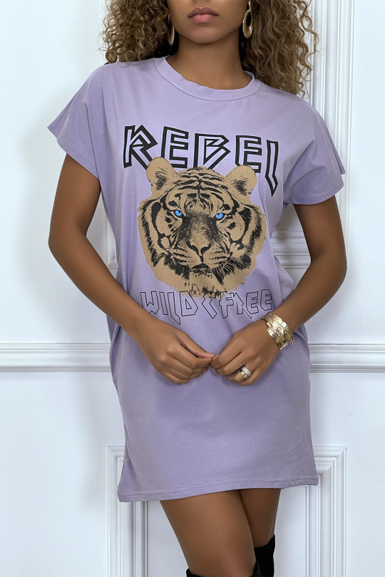 Lila t-shirt dress with pockets and REBEL writing with lion design - 1