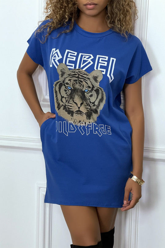 Royal t-shirt dress with pockets and REBEL writing with lion design - 3