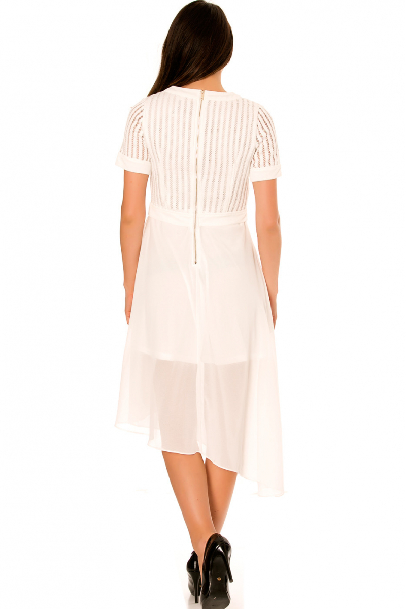 Asymmetrische witte jurk en bi-materiaal. Top met gat en doorschijnende rok. F6281 - 7