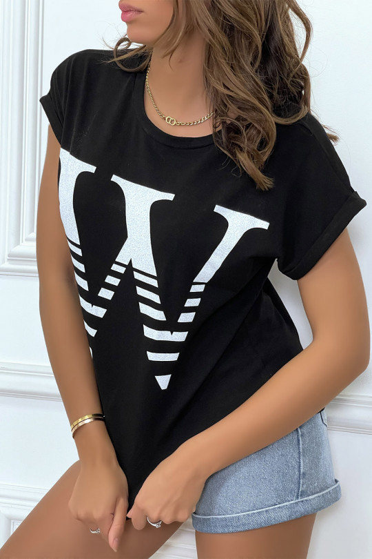 T-shirt loose noir hyper tendance à manches retroussées et motif W - 2 T-shirt loose noir hyper tendance à manches retroussées et motif W - 2