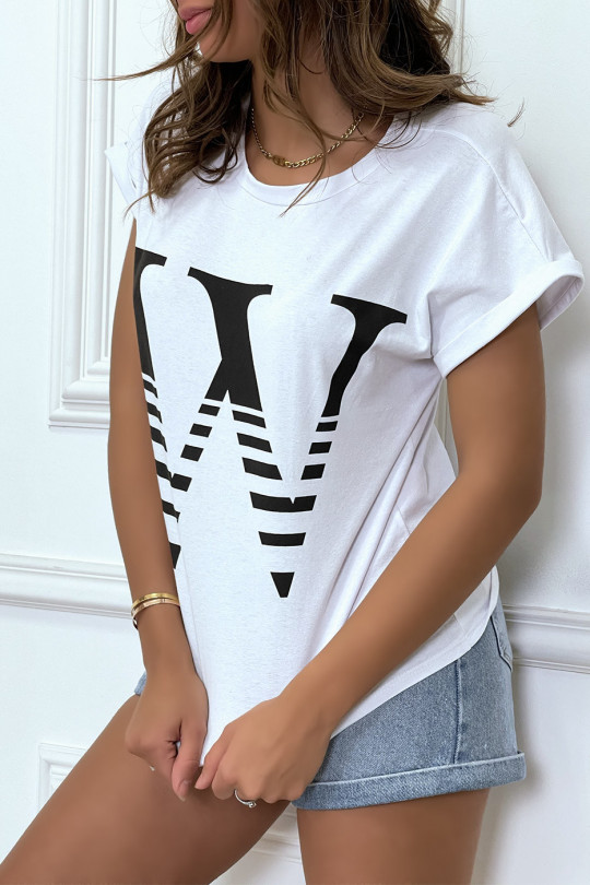 T-shirt loose blanc hyper tendance à manches retroussées et motif W - 2