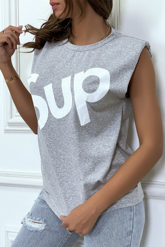 Oversized gray sleeveless T-shirt with shoulder pads and "sup" writing - 2