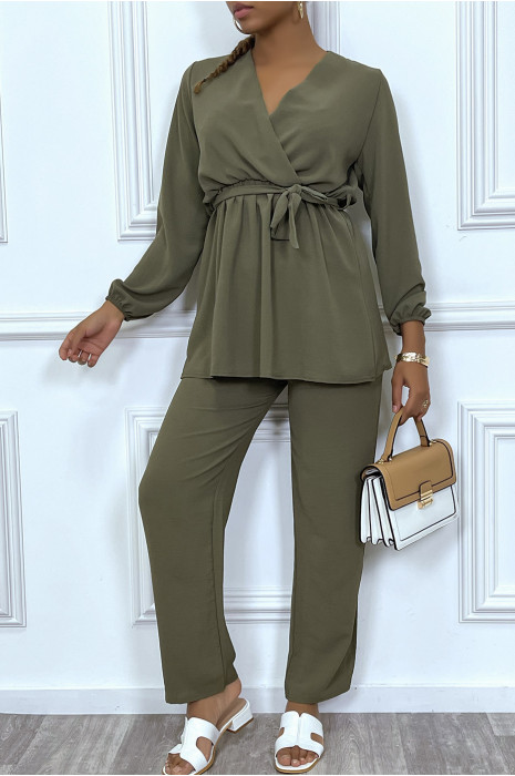 Ensemble cache coeur fluide et pantalon kaki élégant - 1