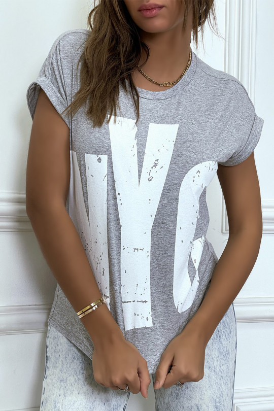 Gray t-shirt with rolled up sleeves and "NYC" tag - 5