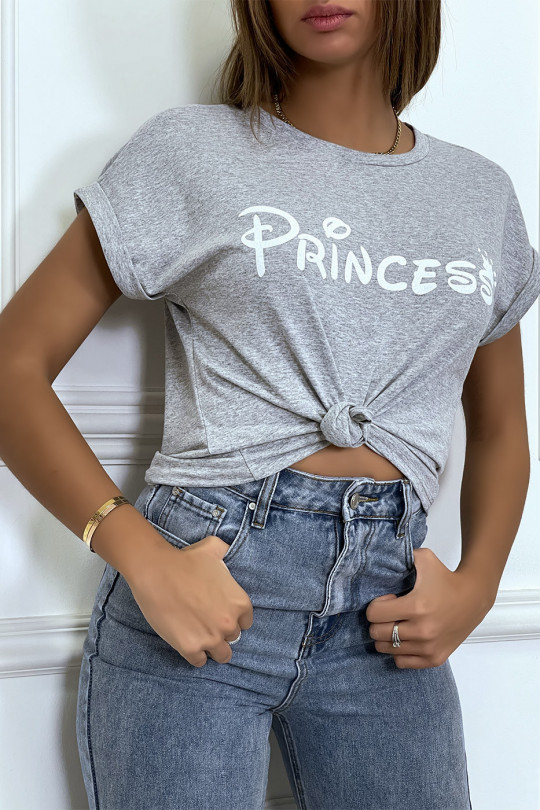 T-shirt gris avec écriture "pincesse" et manches retroussées - 3