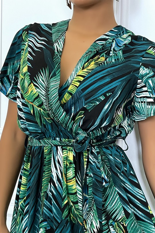 Longue robe d'été verte à manches courtes et col cache-coeur aux motifs palmiers - 8
