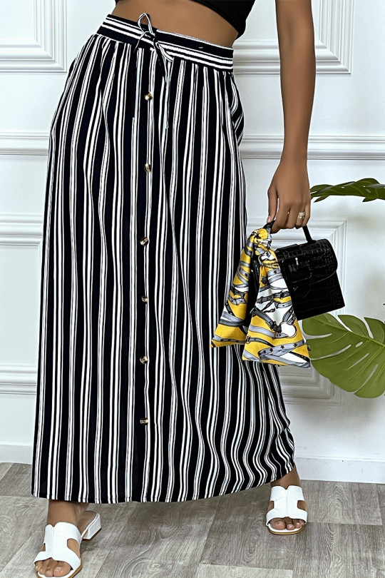 Long navy striped skirt with straight cut and buttons - 7