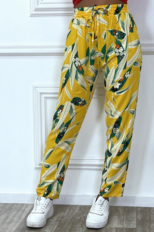 Pantalon fluide jaune avec poches et motif feuille très tendance - 4