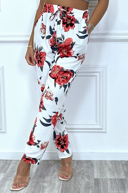 Pantalon fluide blanc avec poches et joli motif fleuris très tendance - 1