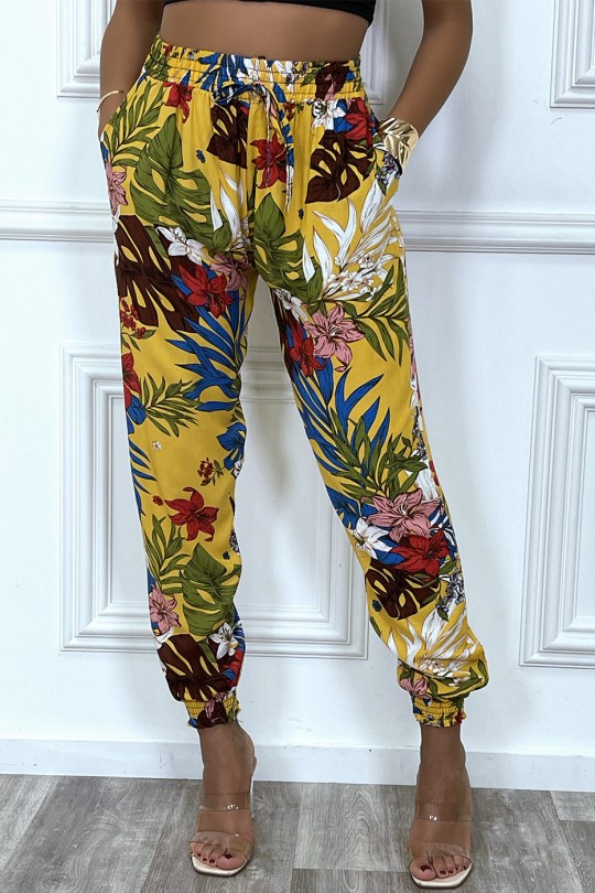 Mustard cotton pants with floral pattern