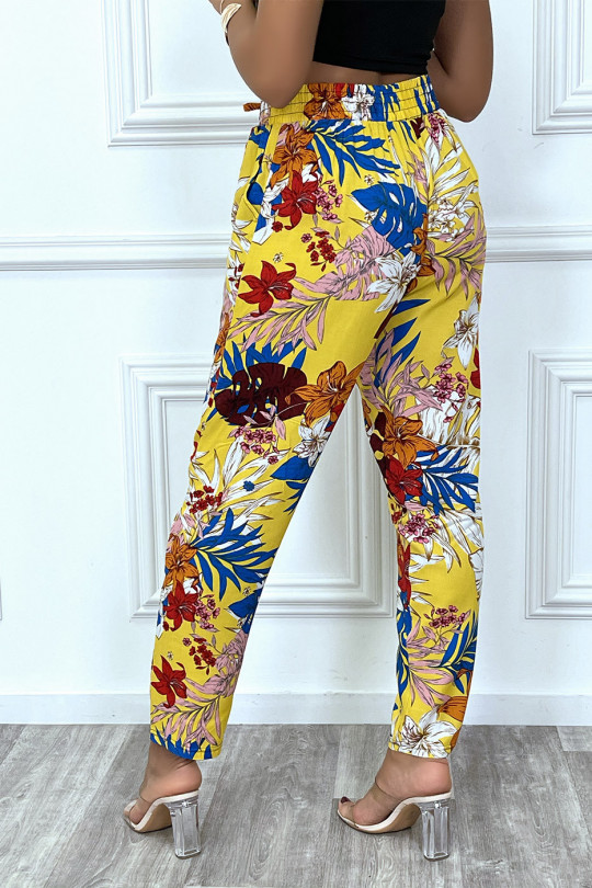 Pantalon fluide jaune motif fleuris en coton avec poches - 9