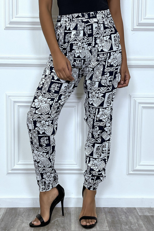Navy and white harem pants with ethnic print - 4