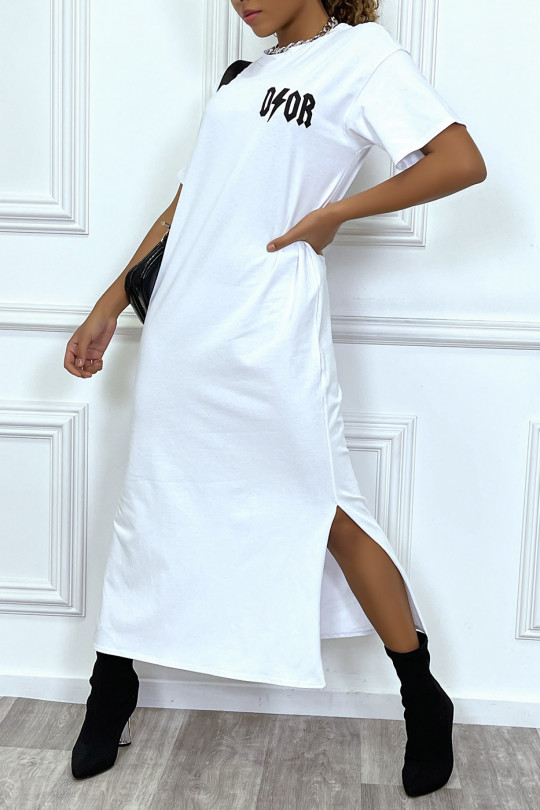 Robe longue blanche manches courtes, écriture"D/or", avec fentes - 3