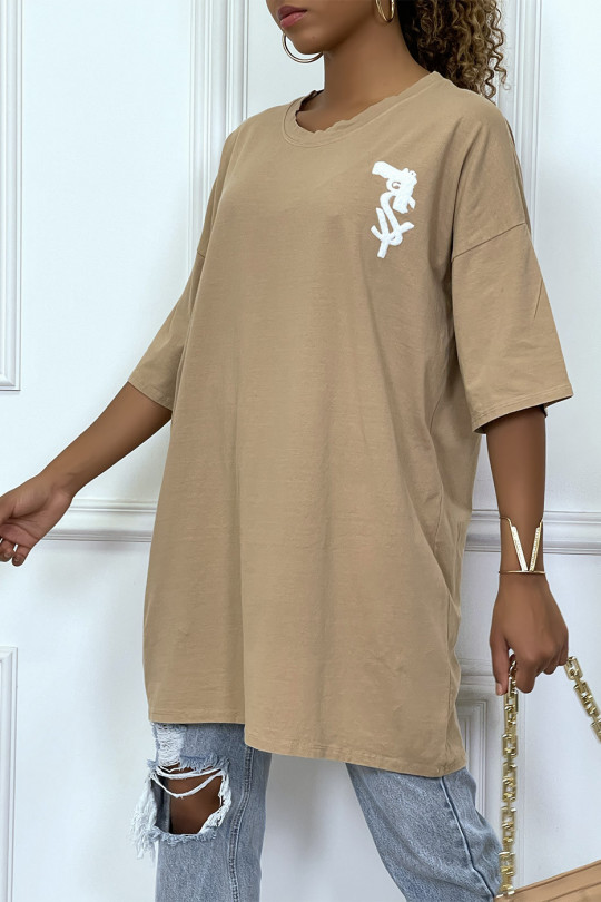 Tee-shirt oversize camel tendance avec dessin en coton - 2