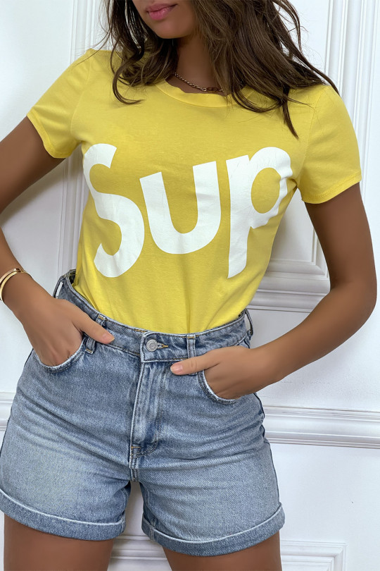 Yellow short-sleeved "sup" writing T-shirt - 2