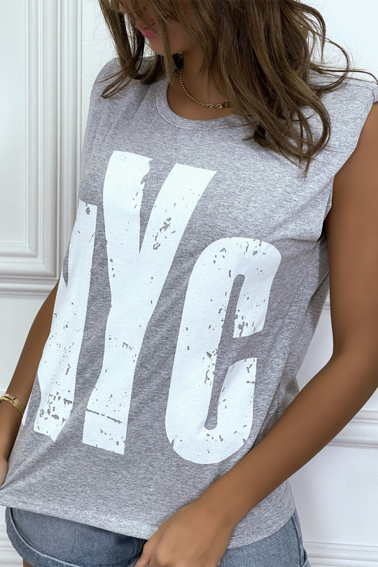 Tee-shirt sans manches gris avec épaulettes, écriture "NYC" - 4
