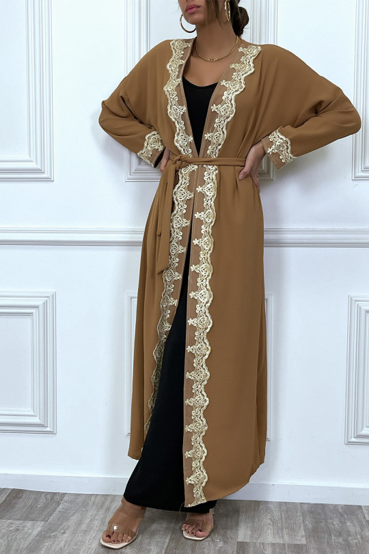 Kimono long ceinturé style abaya camel avec broderie doré - 5