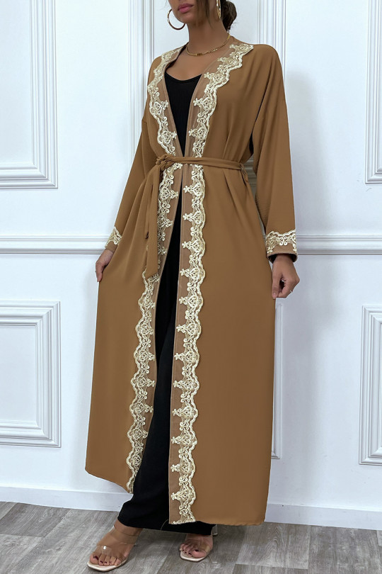 Kimono long ceinturé style abaya camel avec broderie doré - 6