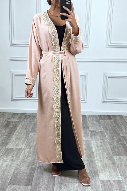 Kimono long ceinturé style abaya rose avec broderie doré - 9