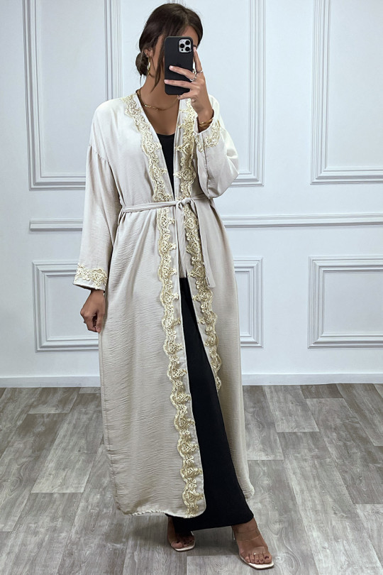 Kimono long ceinturé style abaya beige avec broderie doré - 3