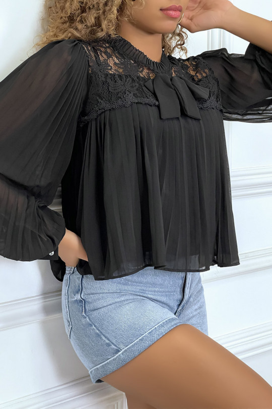 Zwarte blouse in geplooide sluier en kant, met lange mouwen - 7