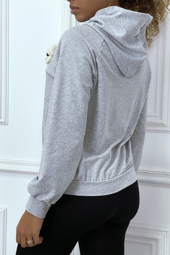 Gray hoodie with cuddly brooch - 3