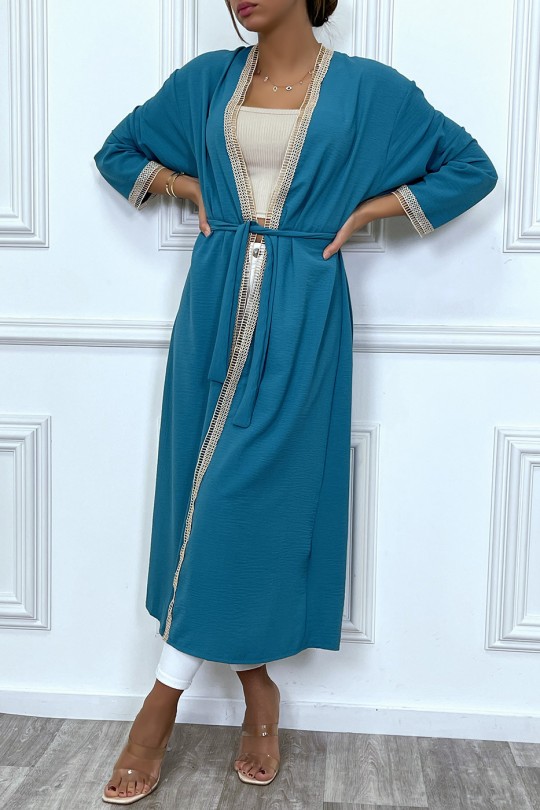 Kimono bleu canard à bordure brodé beige et ceinture - 5