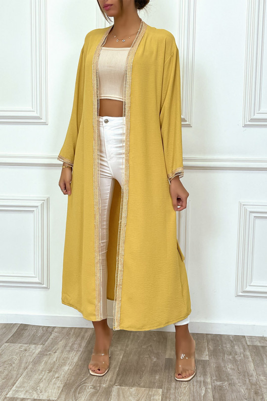 Mustard kimono with beige embroidered border and belt - 6