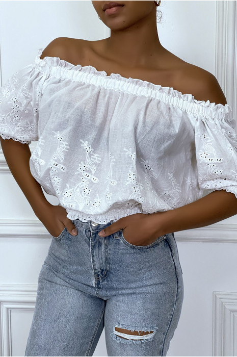 Haut blanc brodé à col bateau - 4