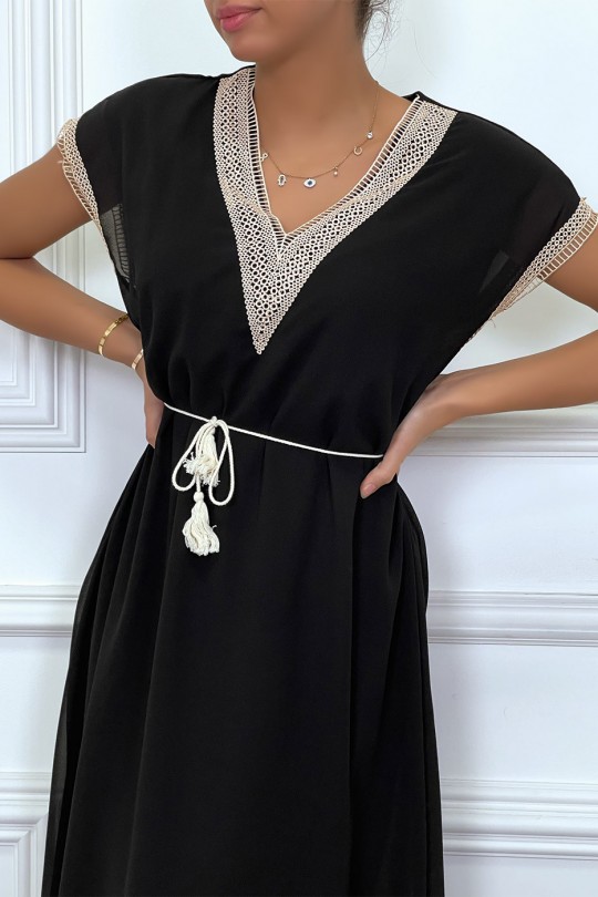 Long black dress with embroidery and beige lace belt - 4