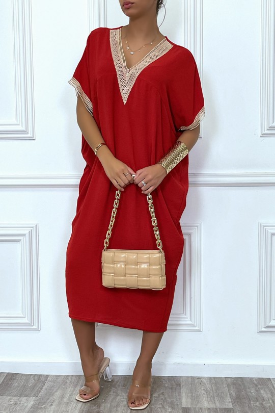 Longue robe tunique ample en rouge avec dentelle au col et aux manches - 8